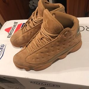 Jordan 13 wheat size 10